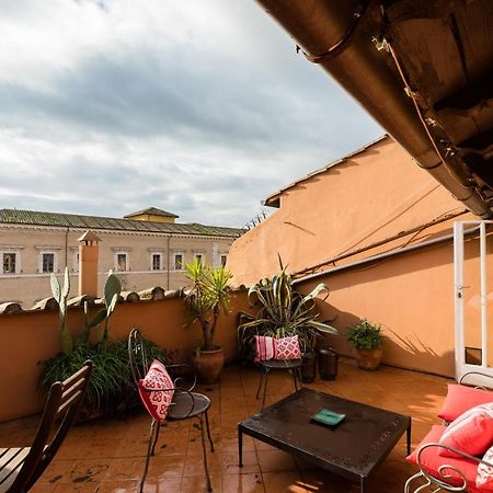 Amazing Penthouse With Private Terrace In Trastevere Rome Luaran gambar